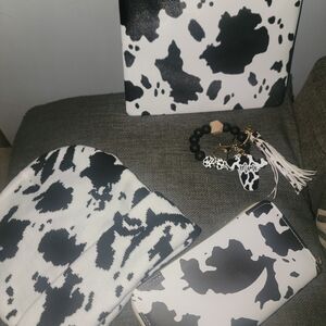 Stylish Black and White Cow Print  Set Including Purse. Wallrt, Keychain, Beanie